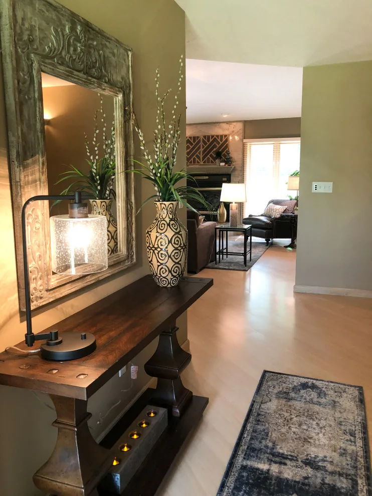 Living Spaces and Entries by KSID Interiors, Inc. - Photo 4