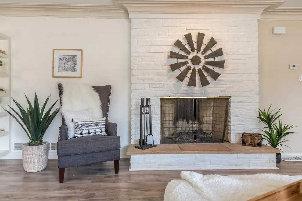 High Desert Interiors - Photo 2