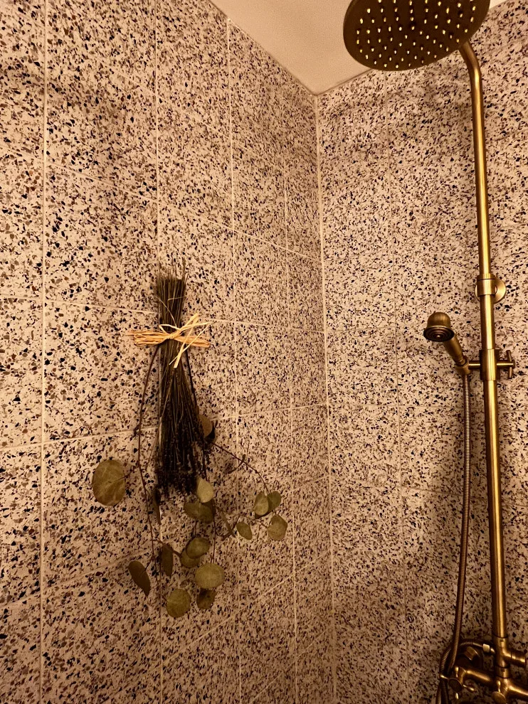 European Vintage Master Bathroom by Studio Katherine G - Photo 3