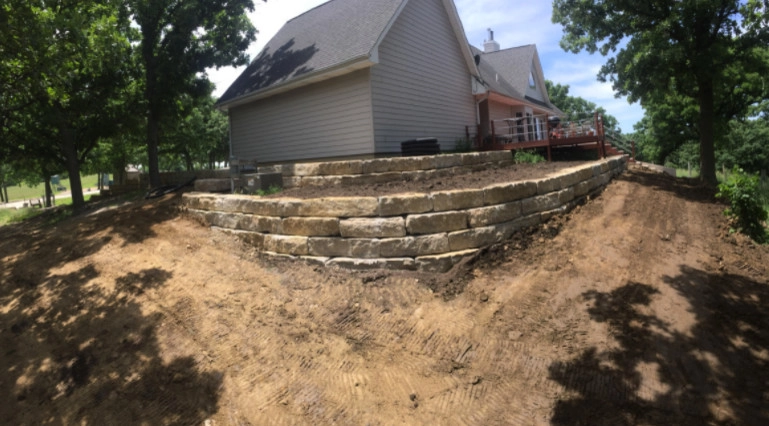 Midwest Turf & Landscape Llc - Photo 4