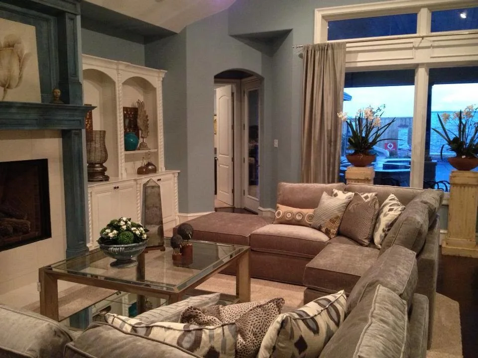 Elegant Living by Benny Jackson Designs - Photo 2