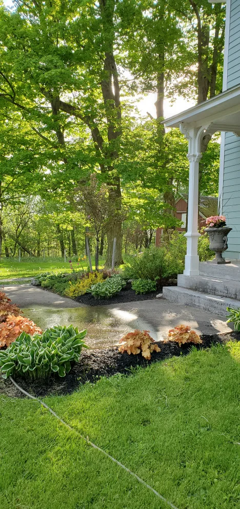 Exterior Color and Landscape Advisory by Your Space - Photo 2
