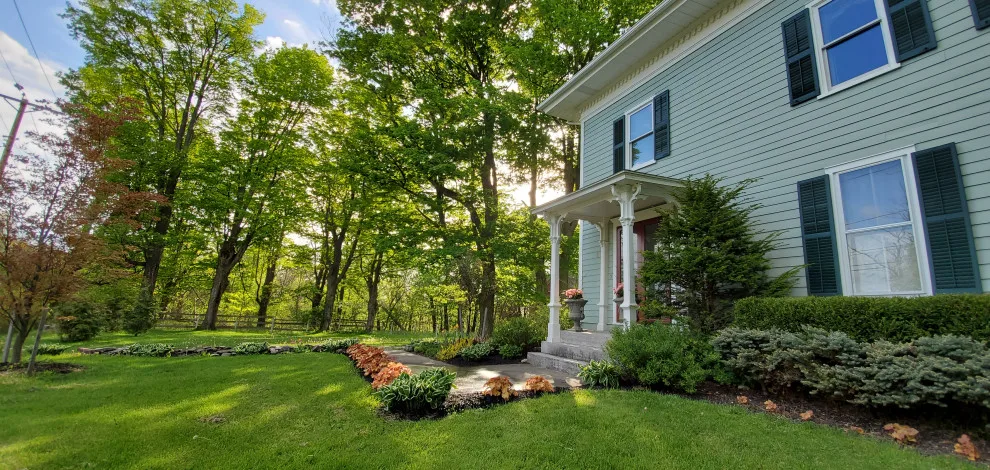Exterior Color and Landscape Advisory by Your Space - Photo 3