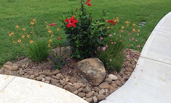 Custom Landscapes by Mike Ball Irrigation Landscape & Lighting - Photo 9