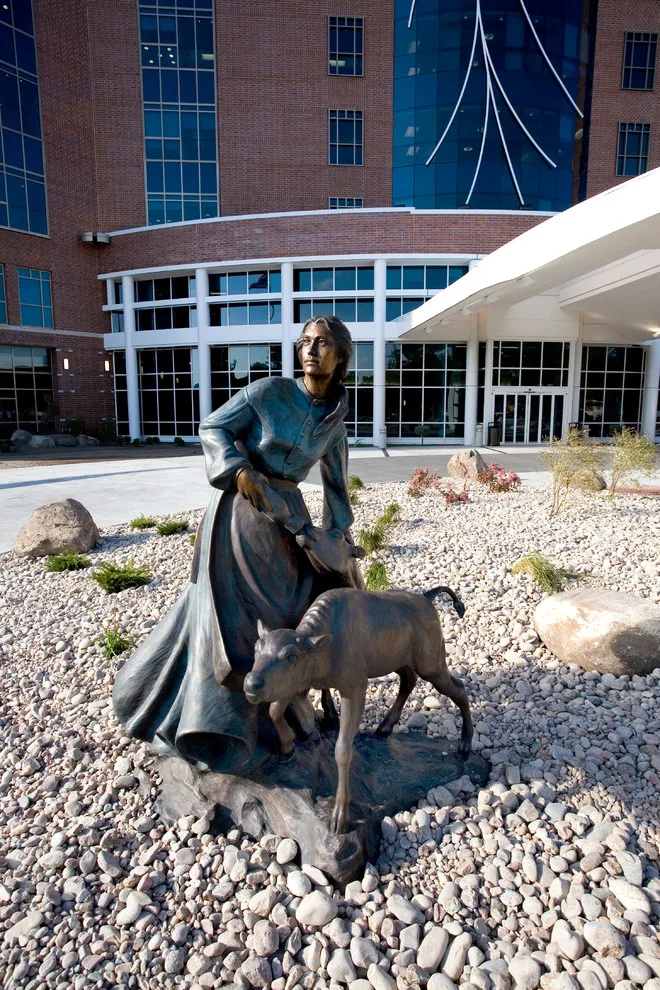 Outdoor Sculpture and Landscape Design by Shanan Campbell Art Consulting - Photo 2