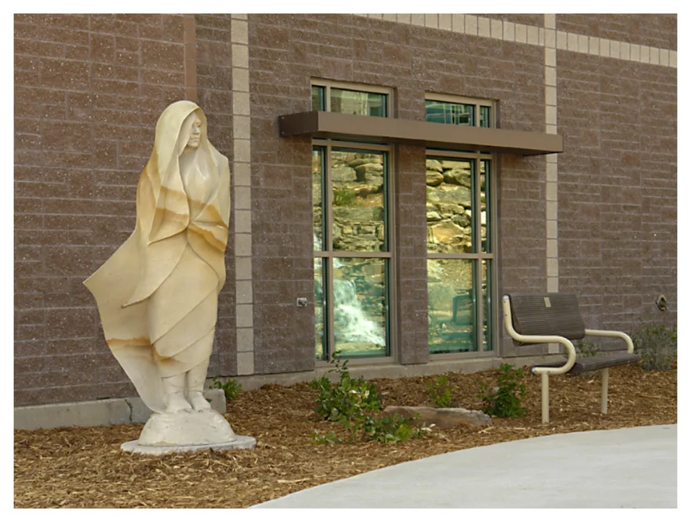 Outdoor Sculpture and Landscape Design by Shanan Campbell Art Consulting - Photo 5