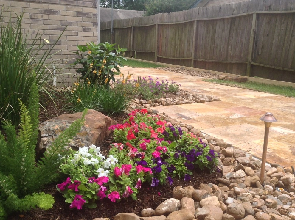 Custom Landscapes by Mike Ball Irrigation Landscape & Lighting - Photo 7