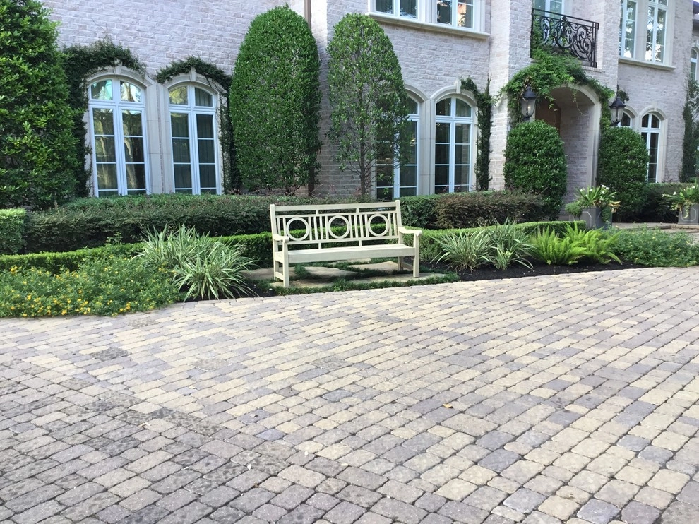 Custom Landscapes by Mike Ball Irrigation Landscape & Lighting - Photo 6