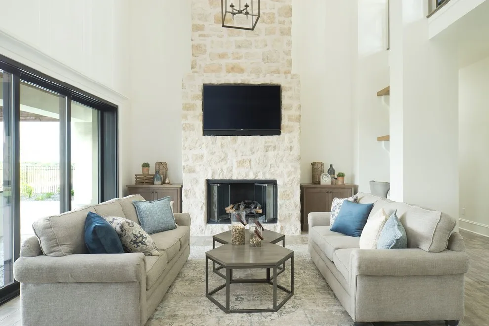Autumn Procession Residence (2017) by Angie Lewis Interiors - Photo 2