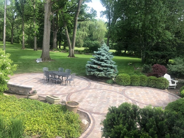 Mike's Clean Cut Landscaping, Inc - Photo 14