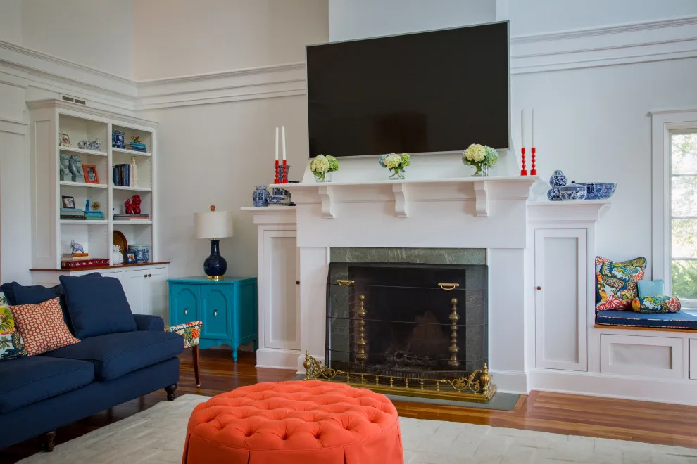 Mountain View Living Room by The Gilded Elephant Home Design And Decor - Photo 11