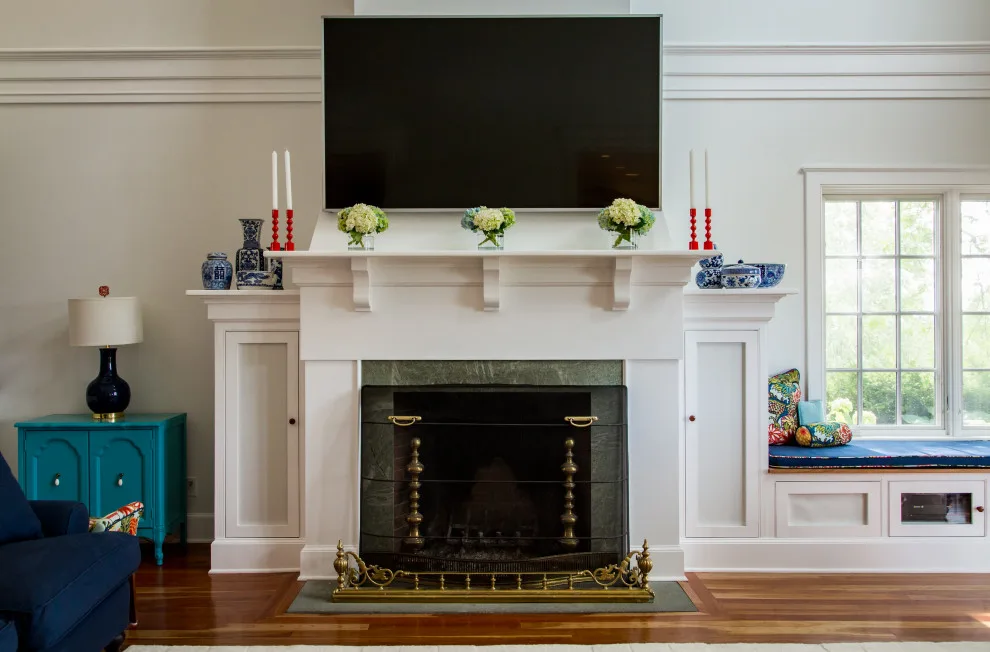 Mountain View Living Room by The Gilded Elephant Home Design And Decor - Photo 16
