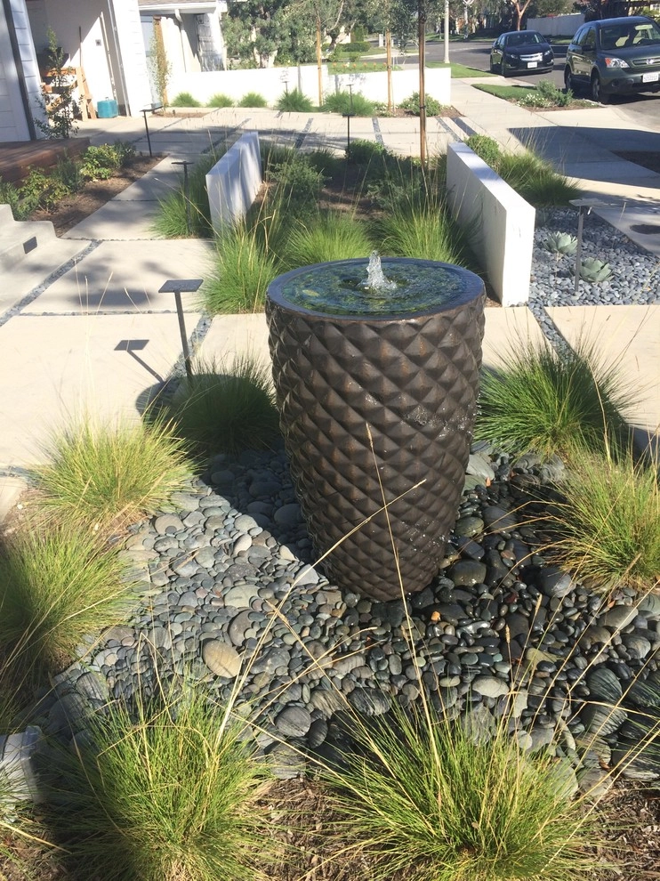Elegant Estelle by Camille Beehler Landscape Design - Photo 4