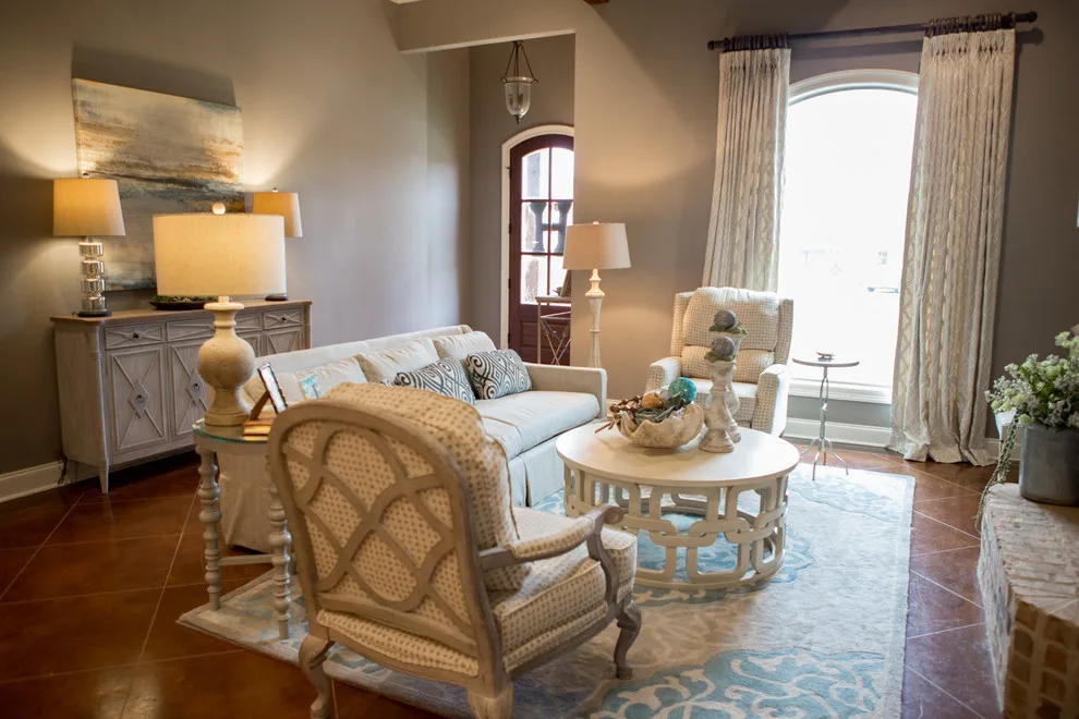 CasaBella Interiors - Photo 2