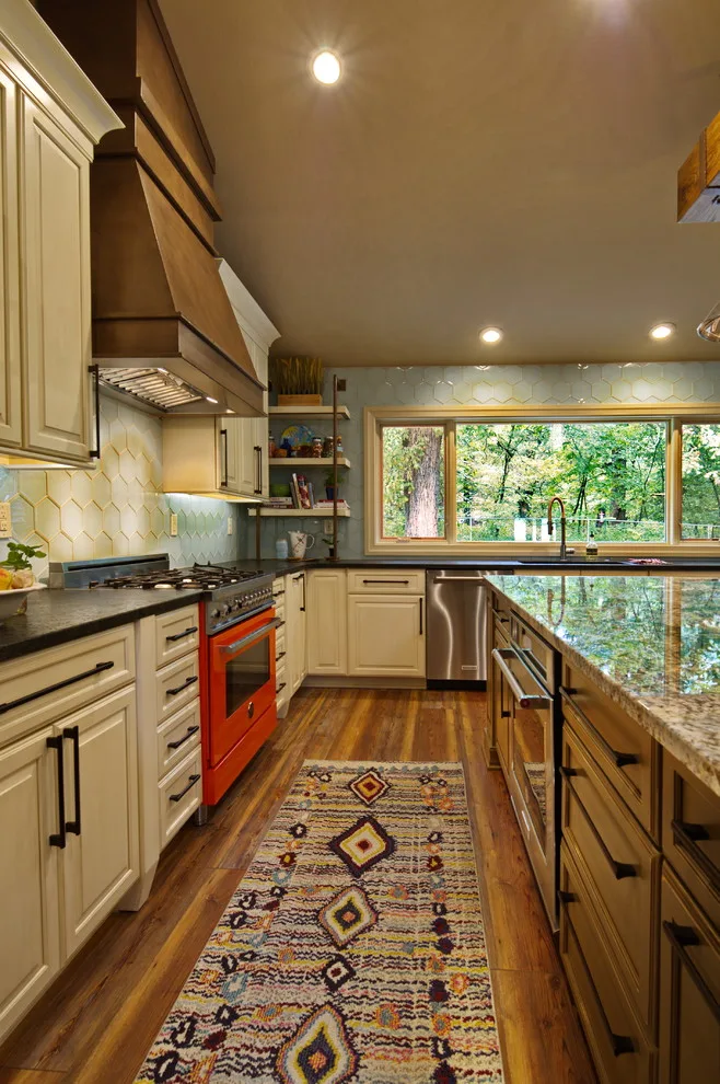Calhoun Contemporary Farmhouse by Coffey & Co. House Of Interiors - Photo 7