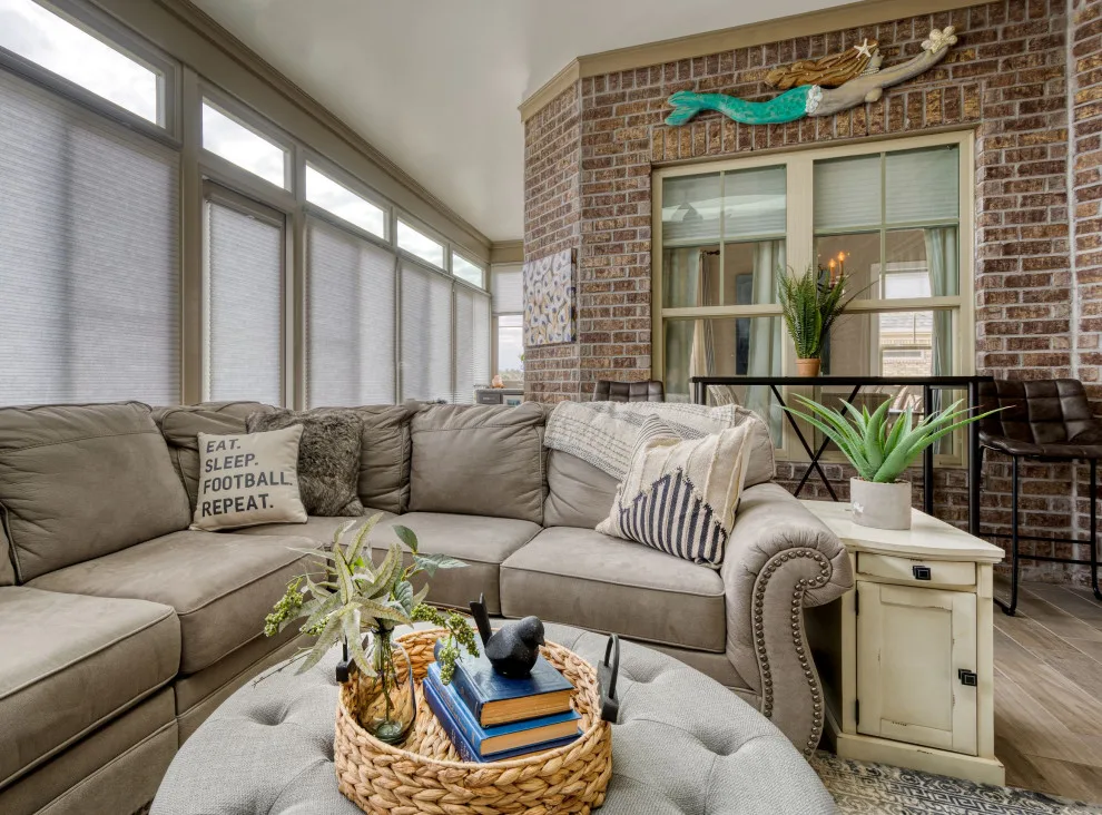 Porchlight Interiors LLC - Photo 2