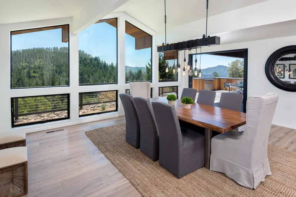Franz Valley School Road - Interior Design, Construction, and Merchandising by Four Seasons Design Team - Photo 11