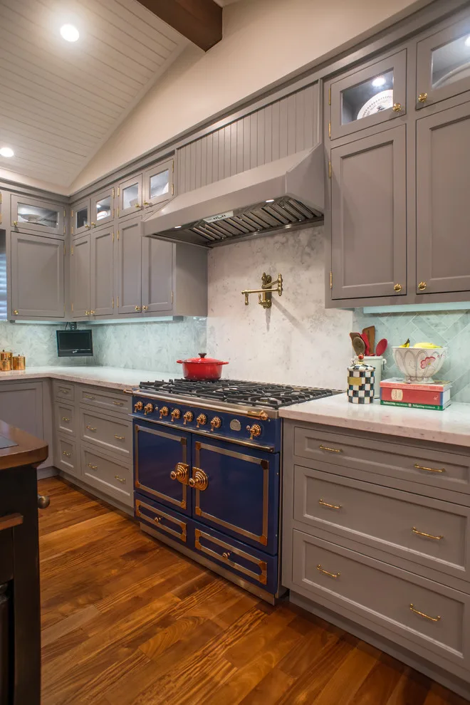 Errez Design Inc. - Photo 2
