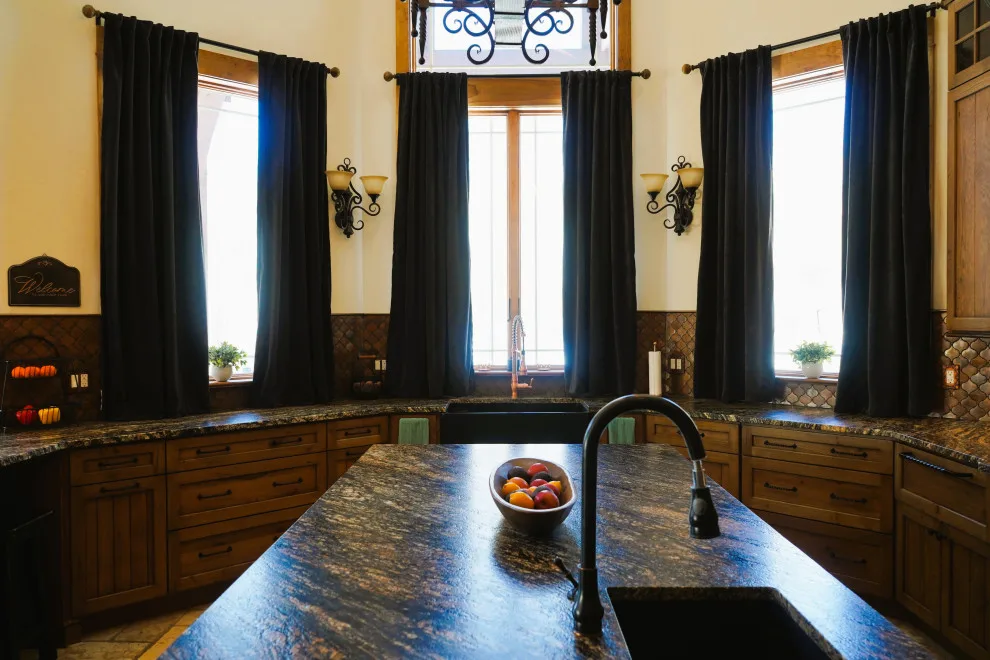 Eva James Interiors LLC - Photo 2