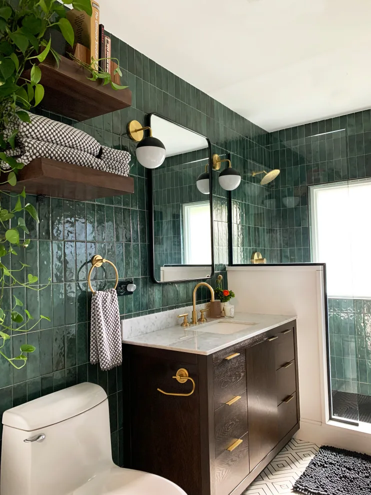 Trendy Adolescent Restroom by Parti Pris Design - Photo 3