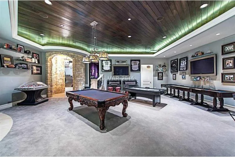 Gaming Lounge by Debrae Little Interiors - Photo 2