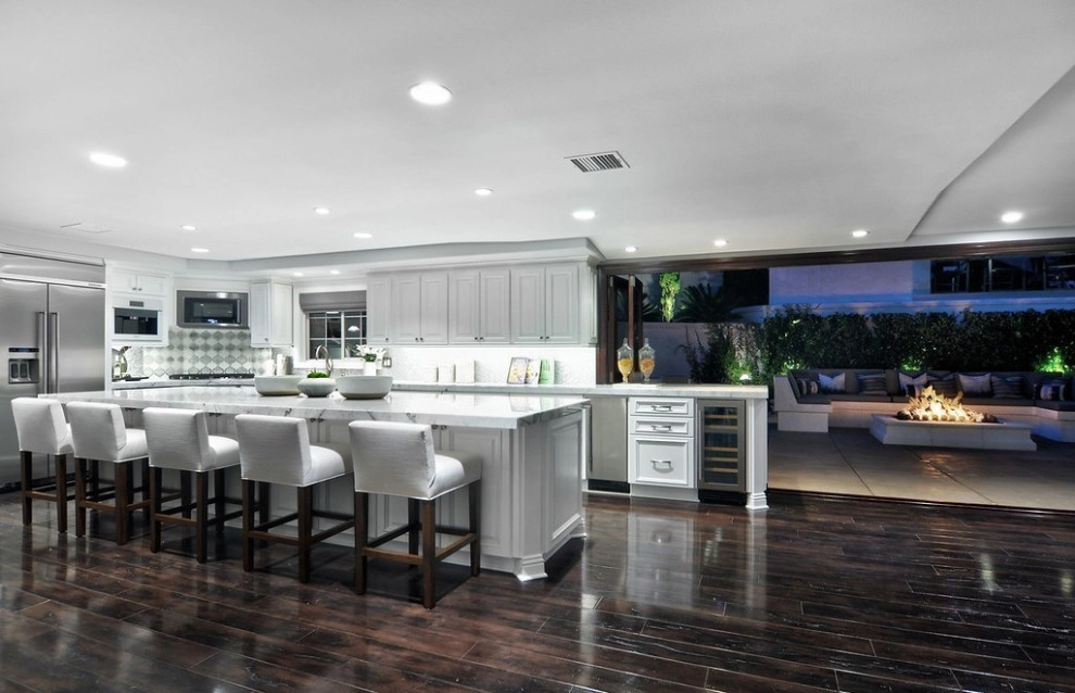 Corona Del Mar: Interior, Kitchen & Bathrooms by 3D Solutions - Photo 18