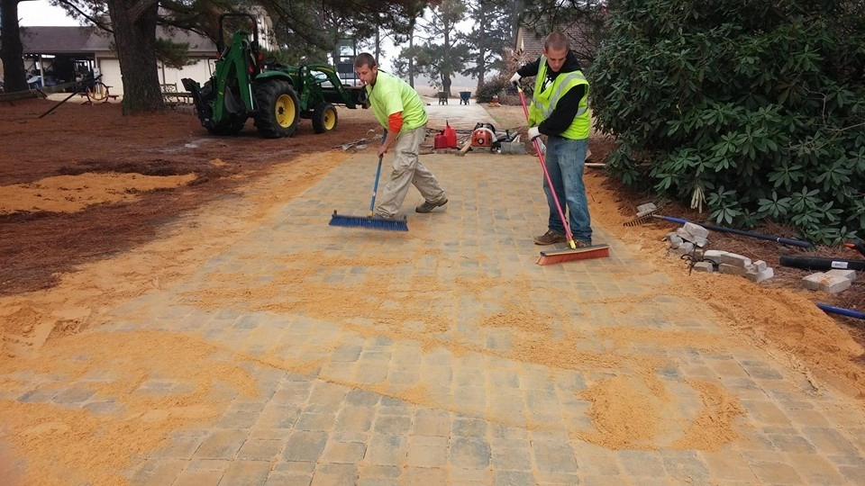 Miller's Lawn & Landscaping - Photo 11