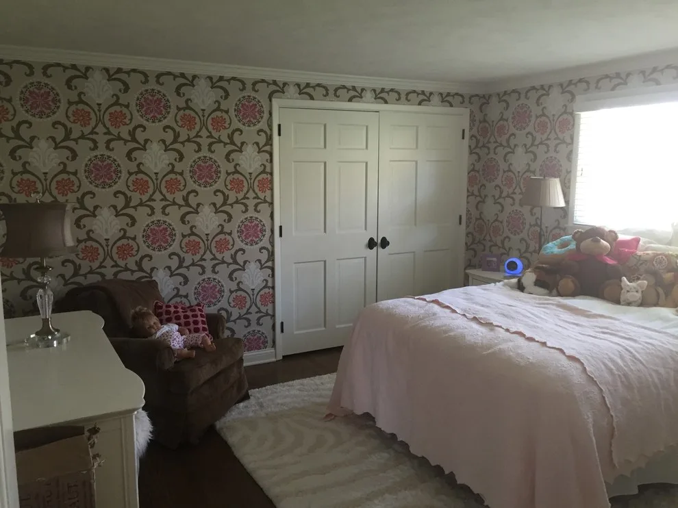 Girls' sleeping quarters by Sylvie Del Duca Interior Designs Services - Photo 4