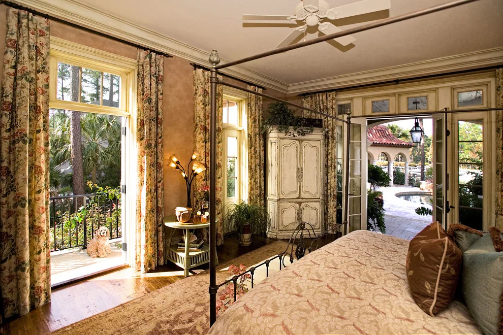 Views of Positano by Denise Stringer Interior Design - Photo 40