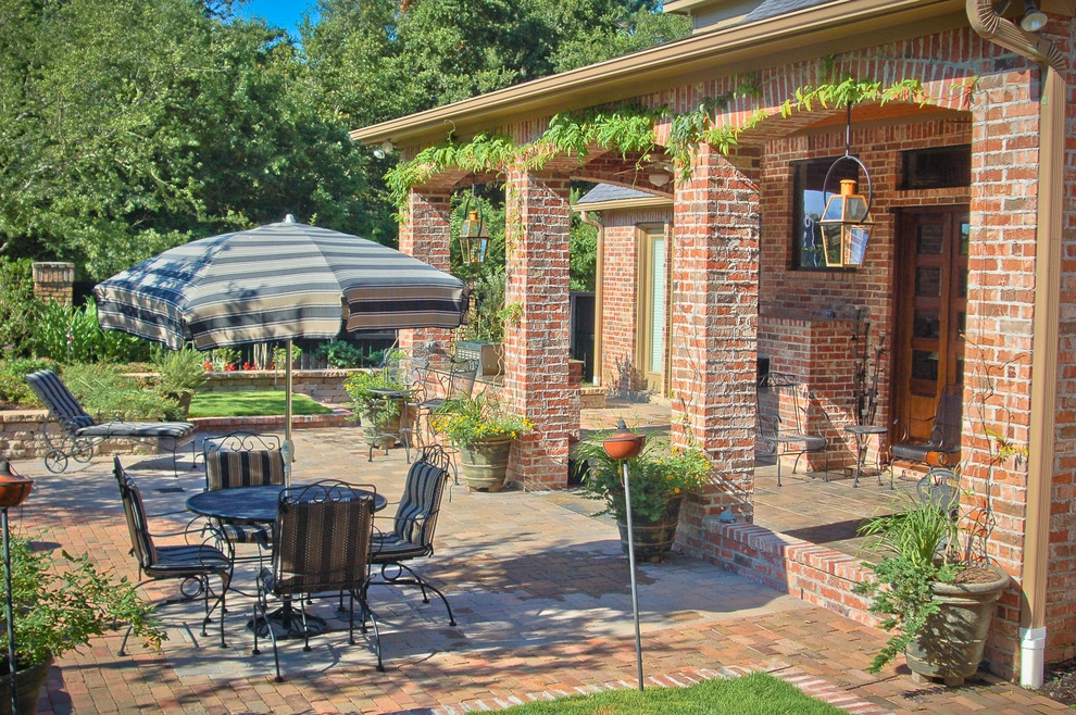 Decks, Courtyards, and Patios by Mirror Lake Designs - Photo 68