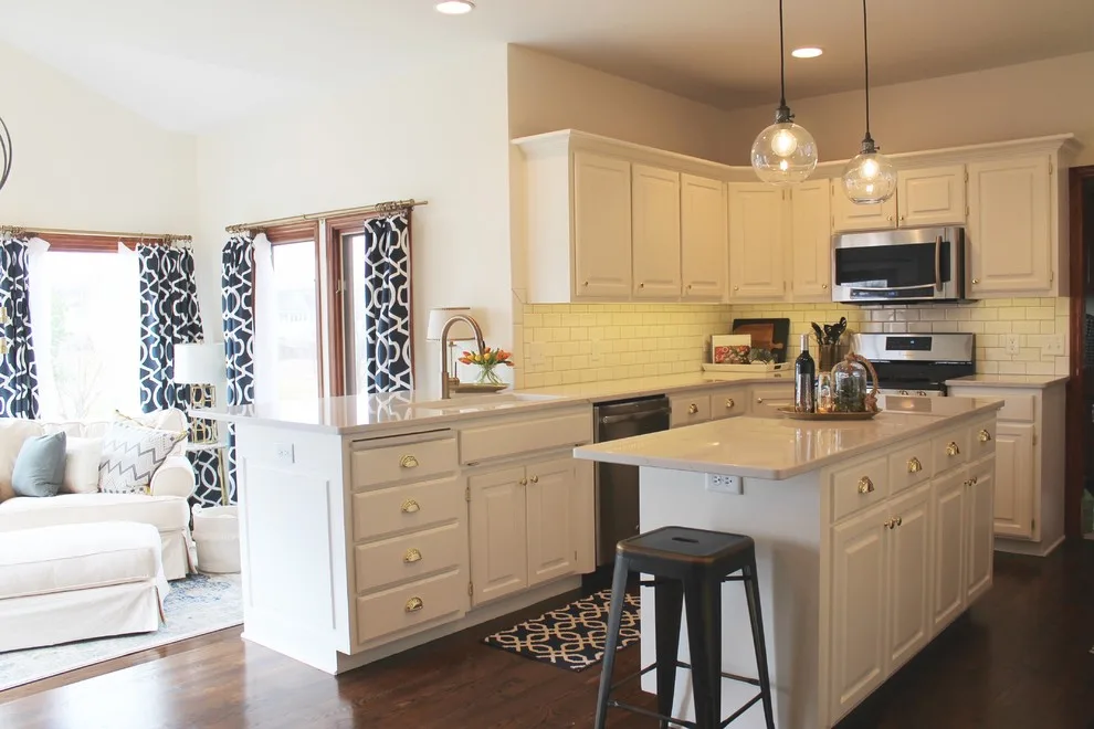 Golden Elegance by C & T Design Company - Photo 5