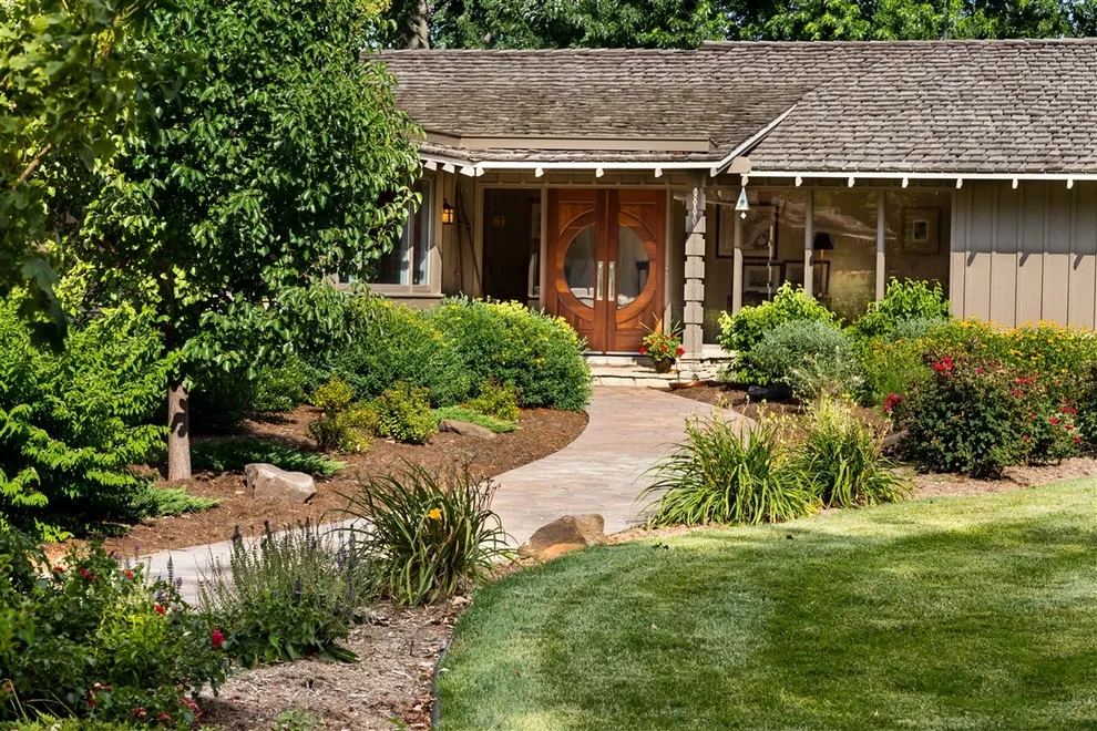 Golf Community Living by Salt Creek Interior Design LLC - Photo 3