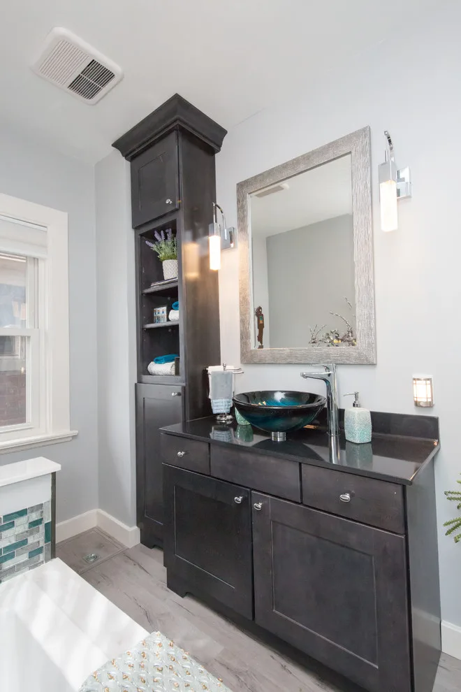 Stunning Bathroom by Tipp Interiors - Photo 3