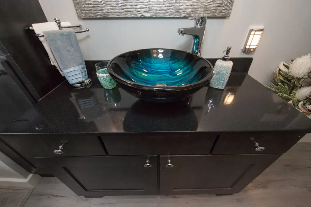 Stunning Bathroom by Tipp Interiors - Photo 4