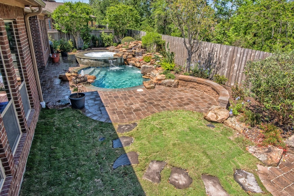 Courtyard Pools by Mirror Lake Designs - Photo 10