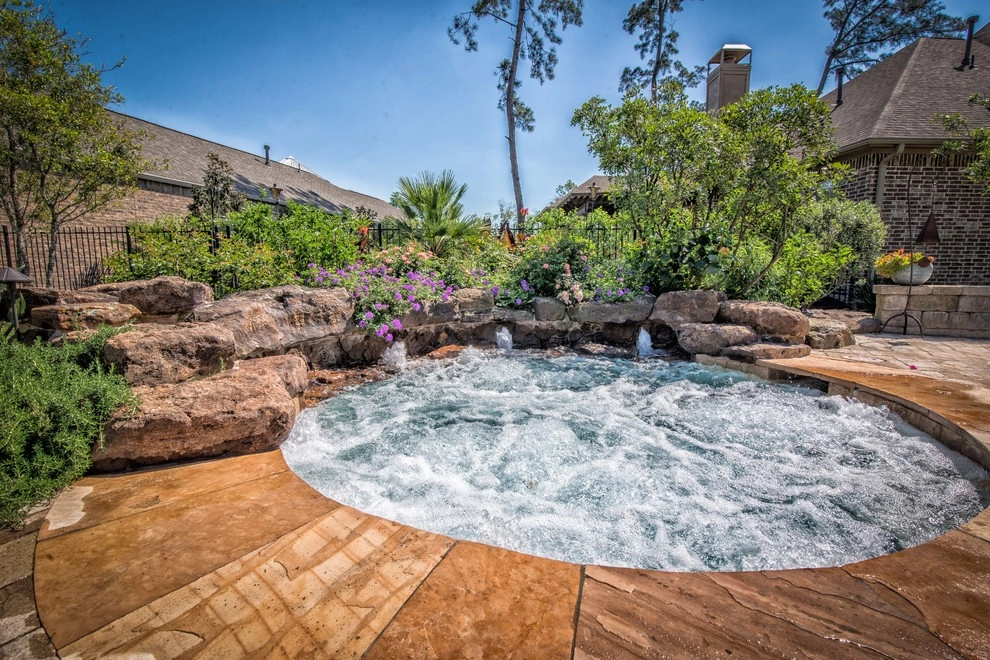 Meditation Courtyard and Spa by Mirror Lake Designs - Photo 2