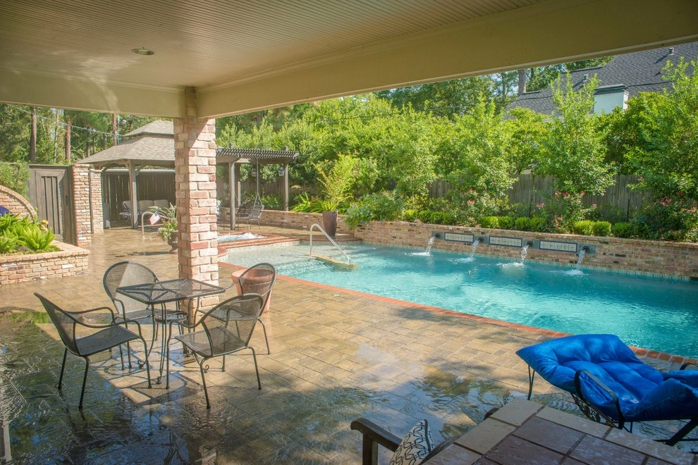 Brick and Tile Backyard Design - New Orleans Flavor by Mirror Lake Designs - Photo 14