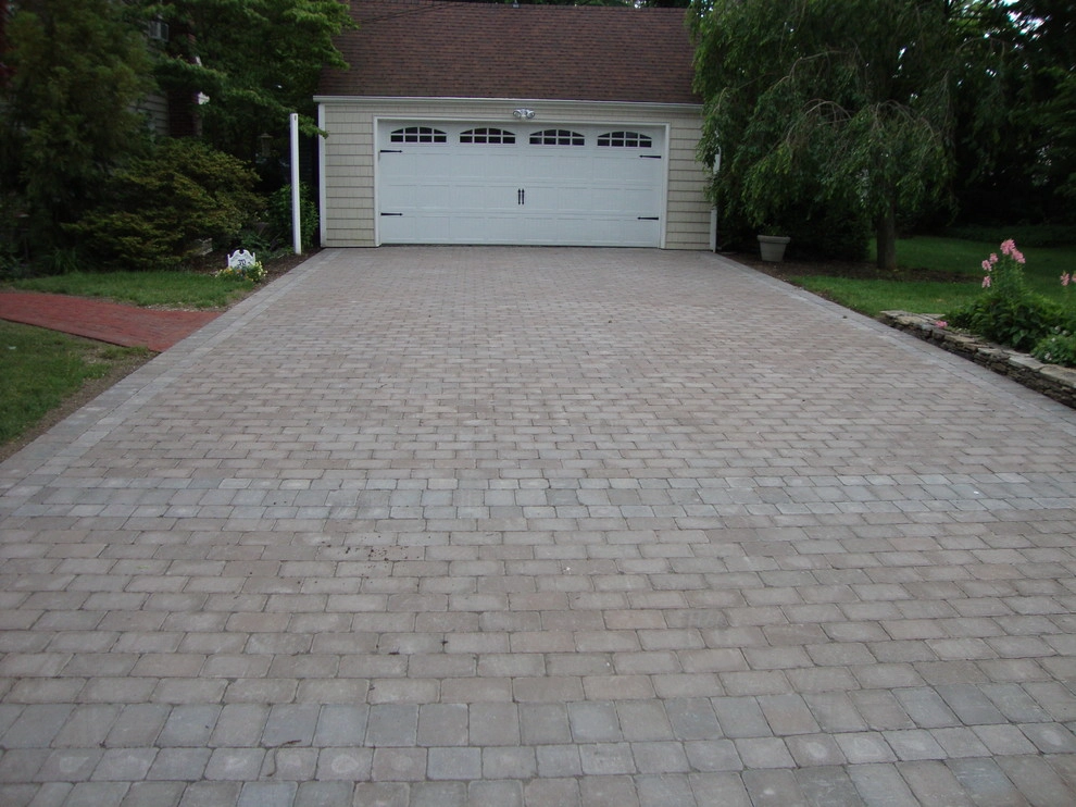 Driveways by Longo's Landscaping & Masonry - Photo 7