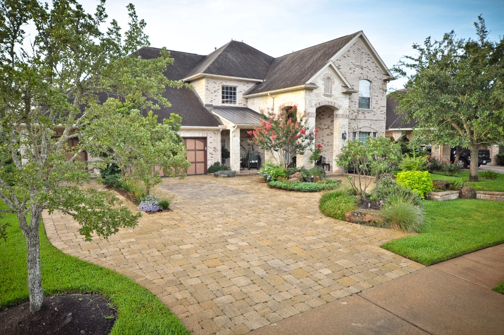 Decks, Courtyards, and Patios by Mirror Lake Designs - Photo 41