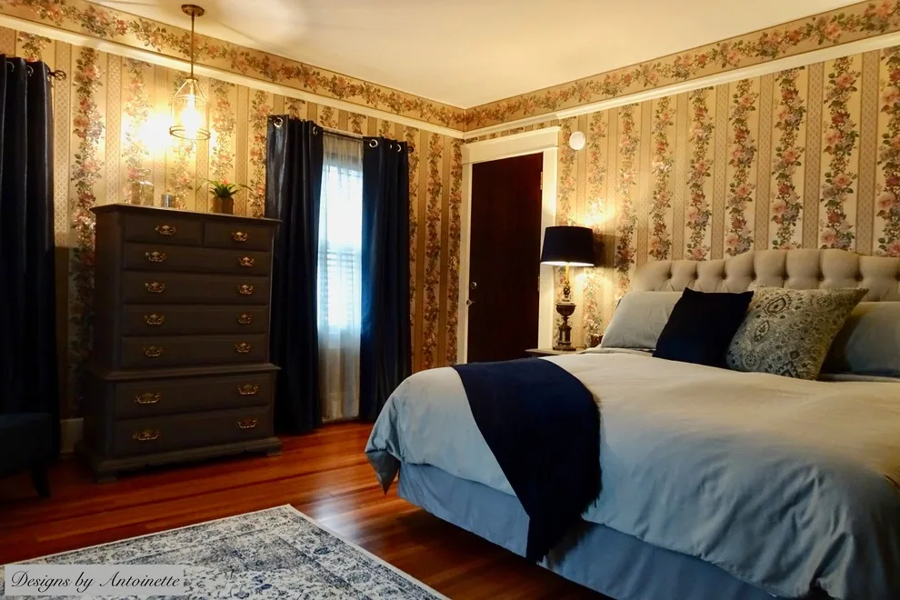Majestic Colonial Inn and Breakfast by Tina Marie Interiors - Photo 12