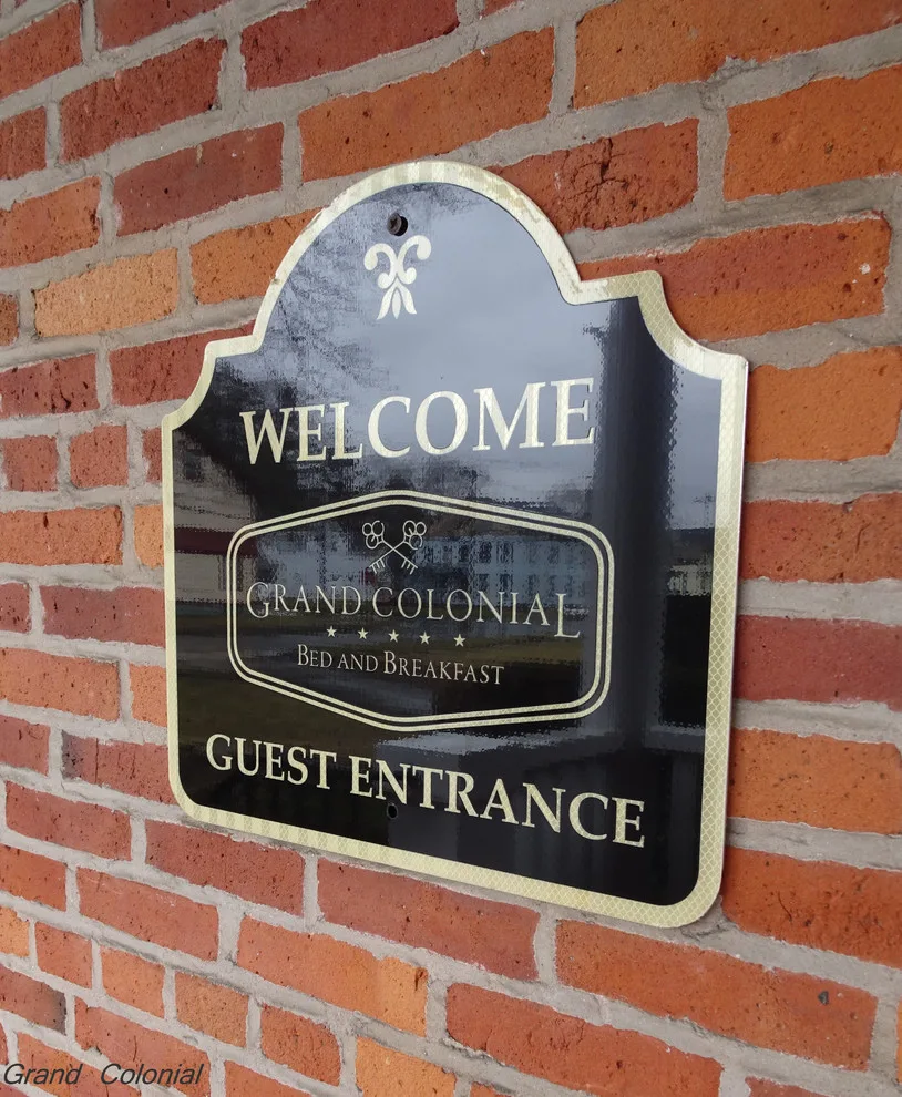 Majestic Colonial Inn and Breakfast by Tina Marie Interiors - Photo 18