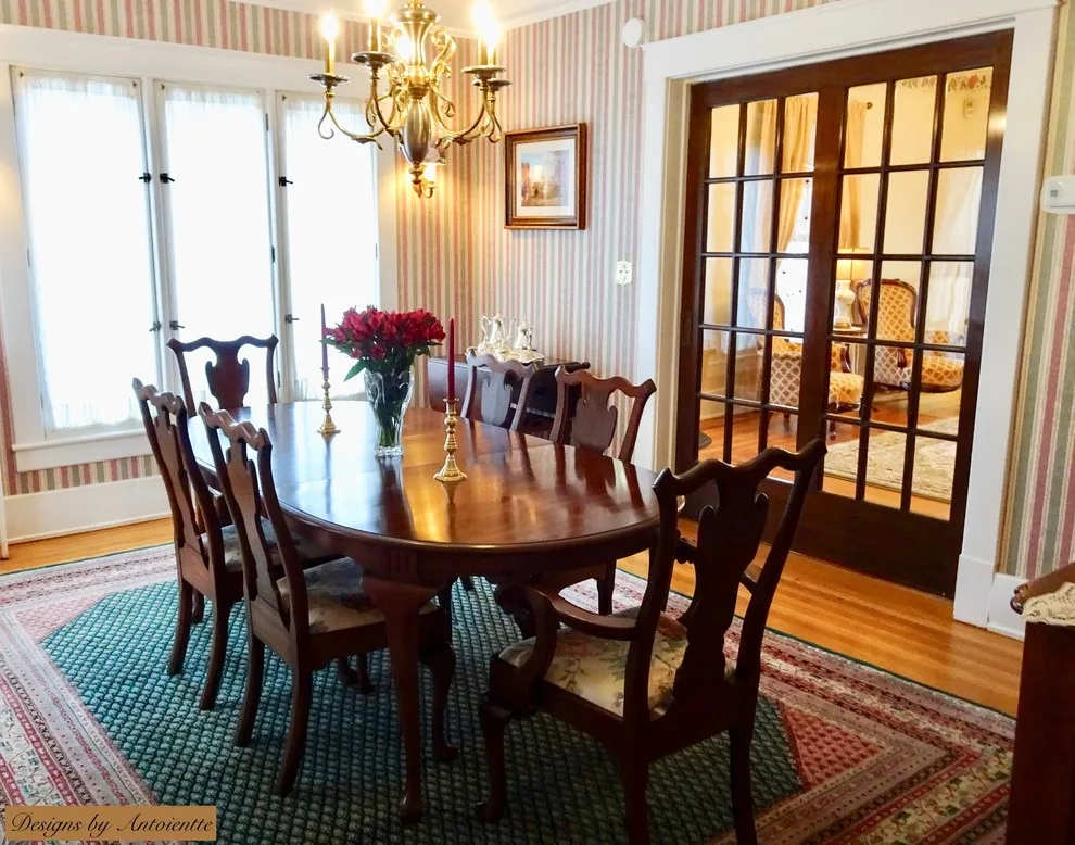 Majestic Colonial Inn and Breakfast by Tina Marie Interiors - Photo 25