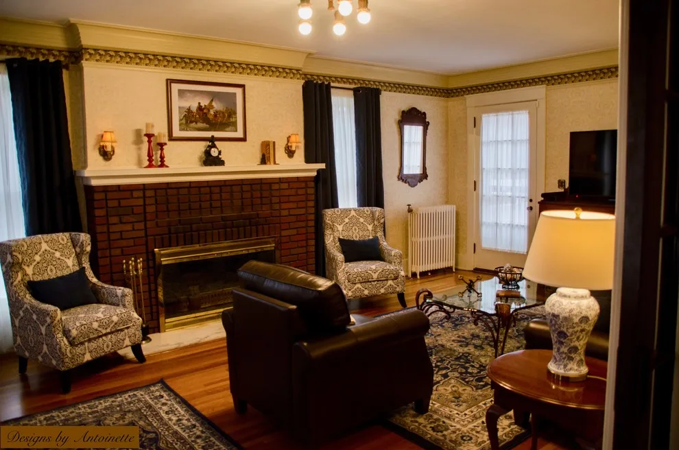 Majestic Colonial Inn and Breakfast by Tina Marie Interiors - Photo 22
