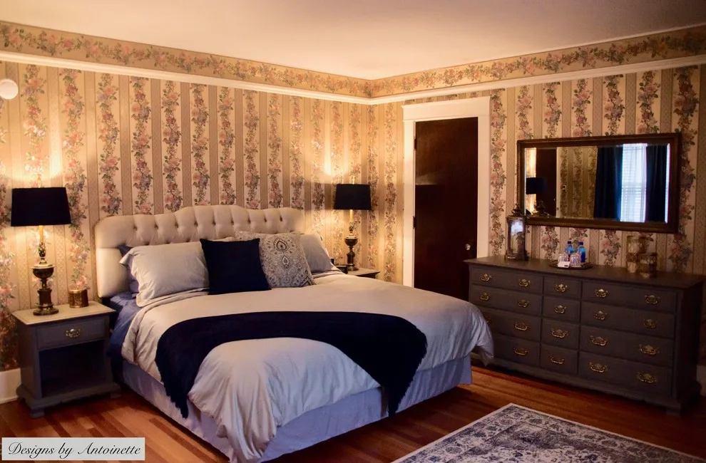 Majestic Colonial Inn and Breakfast by Tina Marie Interiors - Photo 2
