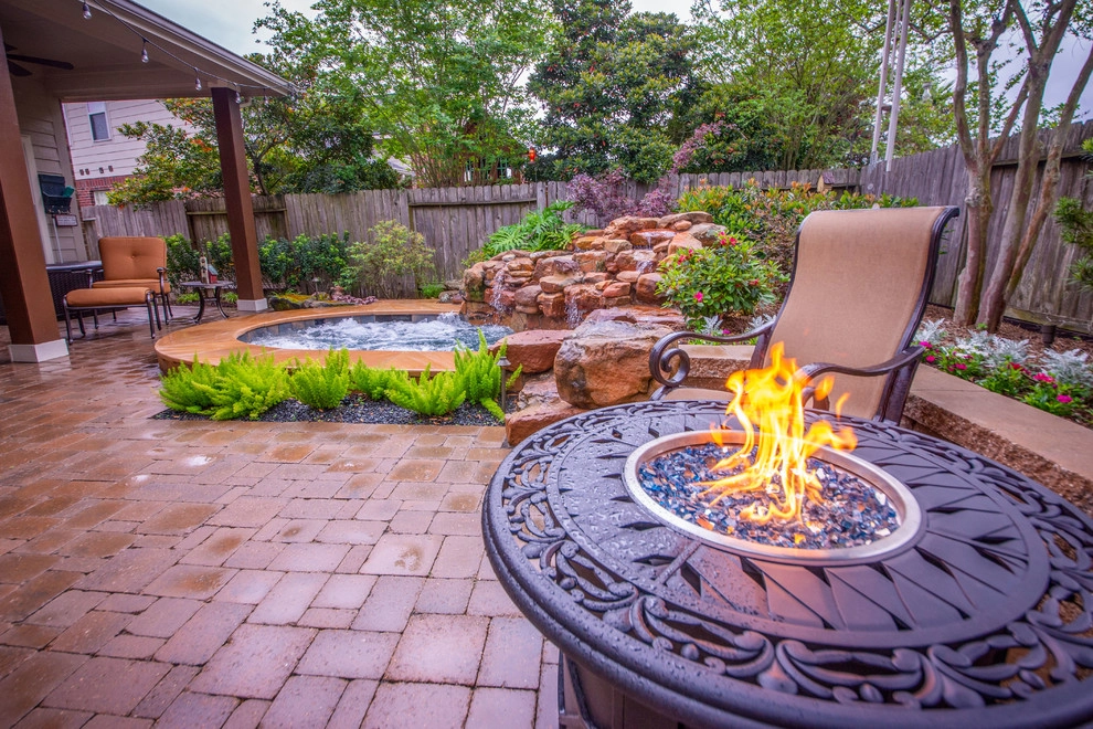 Intimate Backyard Oasis by Mirror Lake Designs - Photo 7