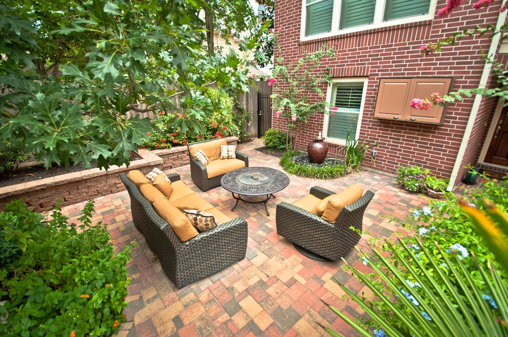 Decks, Courtyards, and Patios by Mirror Lake Designs - Photo 57