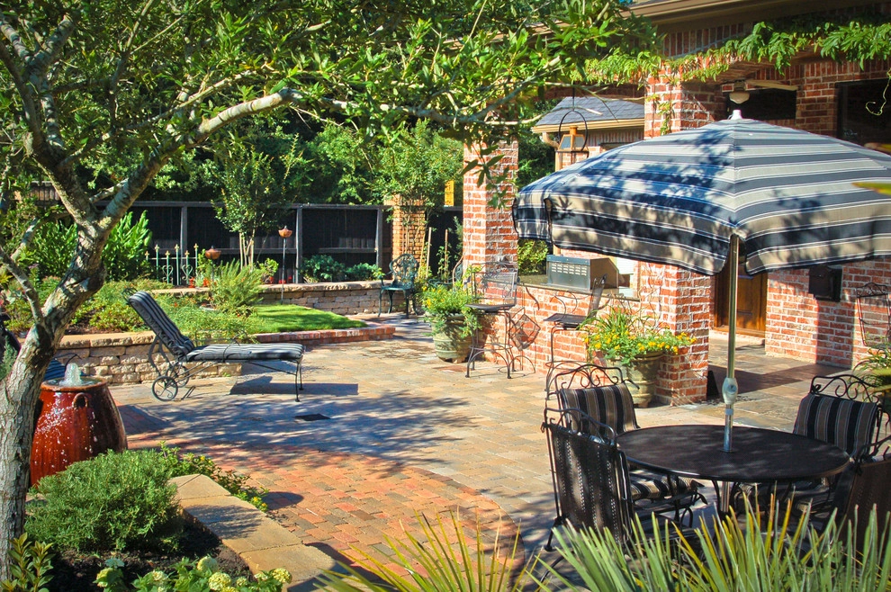 Decks, Courtyards, and Patios by Mirror Lake Designs - Photo 31