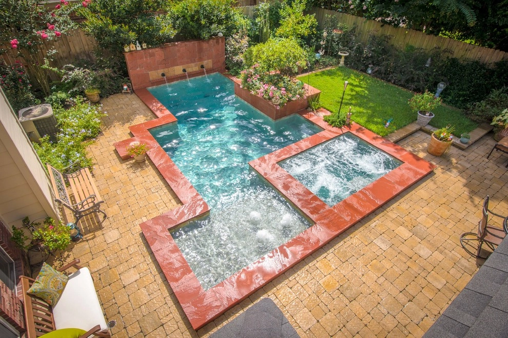 Small Courtyard Pool Design by Mirror Lake Designs - Photo 7