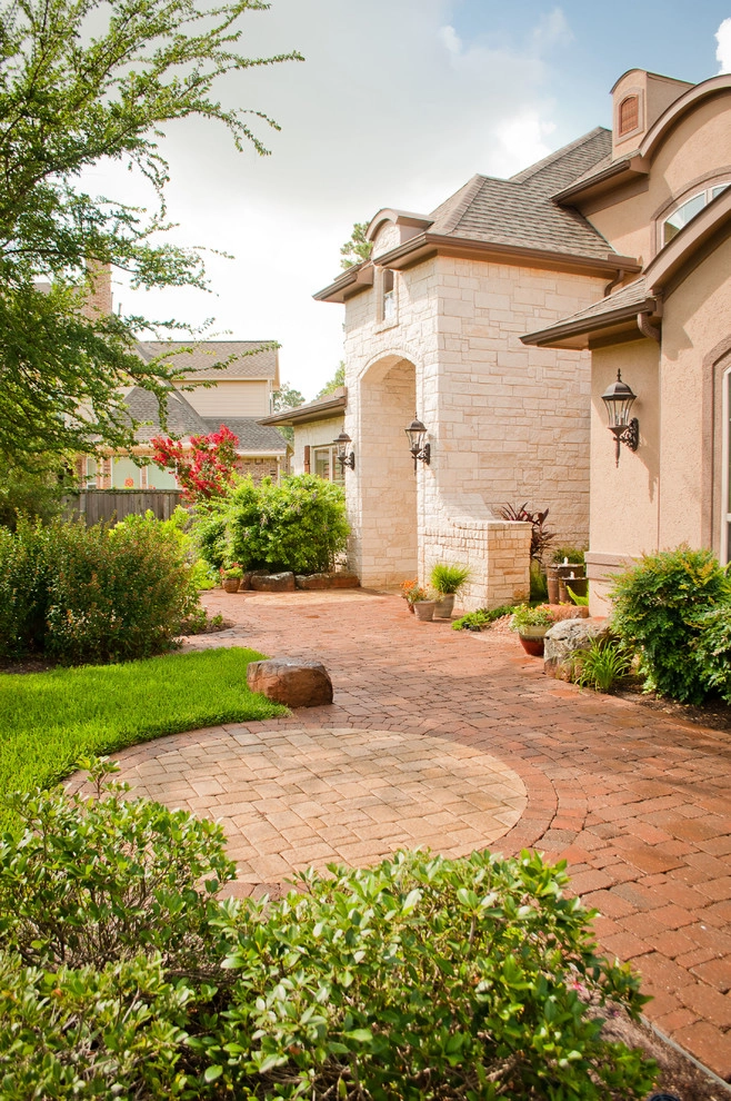 Decks, Courtyards, and Patios by Mirror Lake Designs - Photo 15