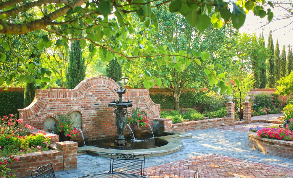 Decks, Courtyards, and Patios by Mirror Lake Designs - Photo 6